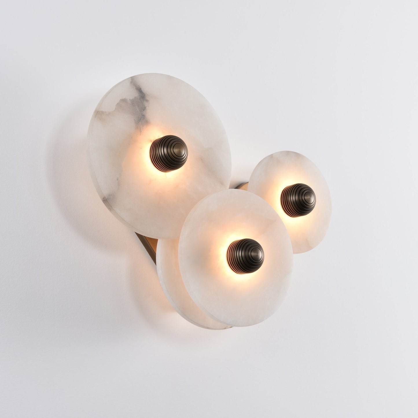 Nayra Alabaster Wall Lamp - Elegant Design with Adjustable Light Direc