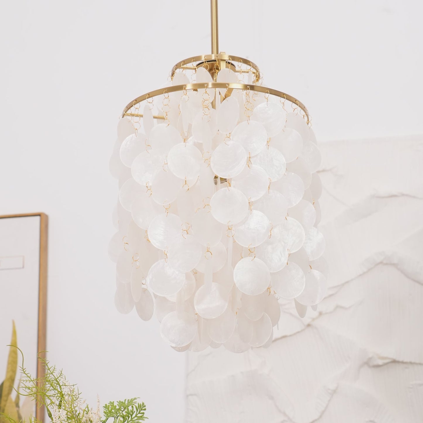 Elegant Round Shell Chandelier with Adjustable Height & Soft Lighting
