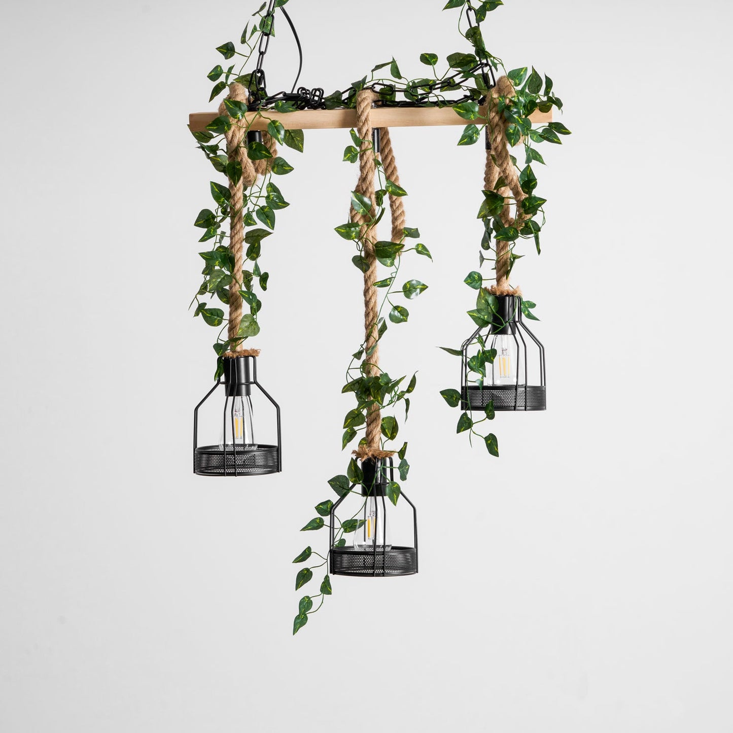 Rustic Wooden Chandelier with Adjustable Height and Energy-Efficient L
