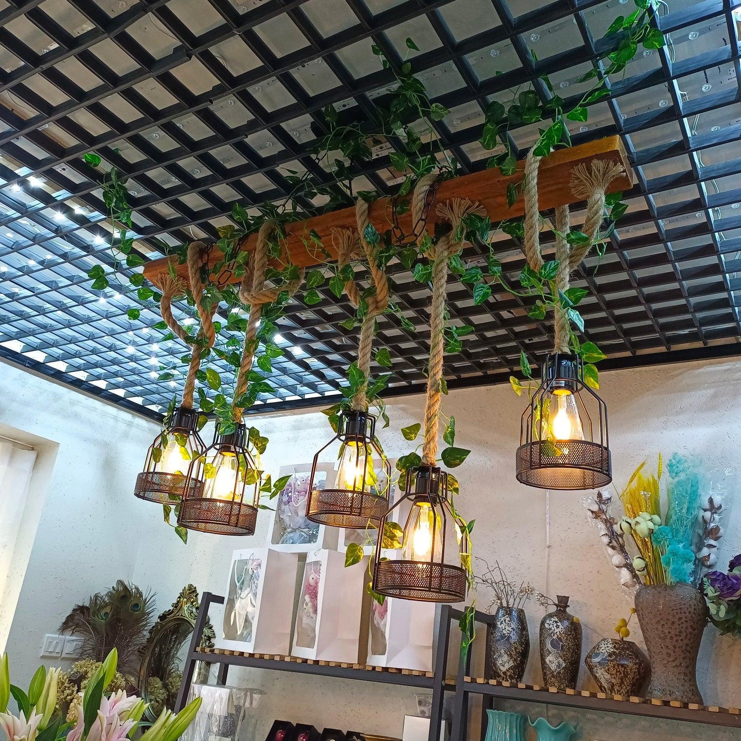 Rustic Wooden Chandelier with Adjustable Height and Energy-Efficient L