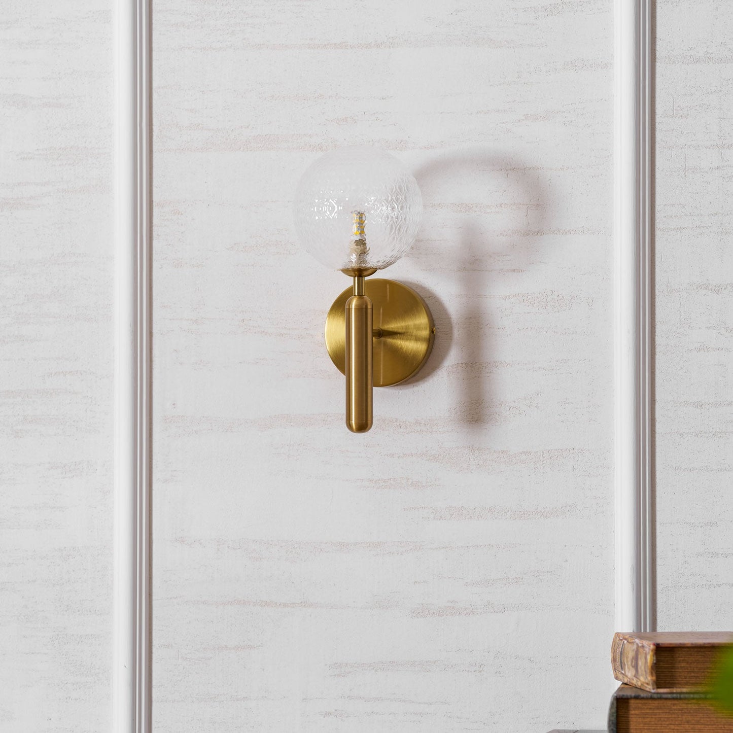 Scandiluxe Wall Light - Modern Design, Adjustable Brightness, Energy E