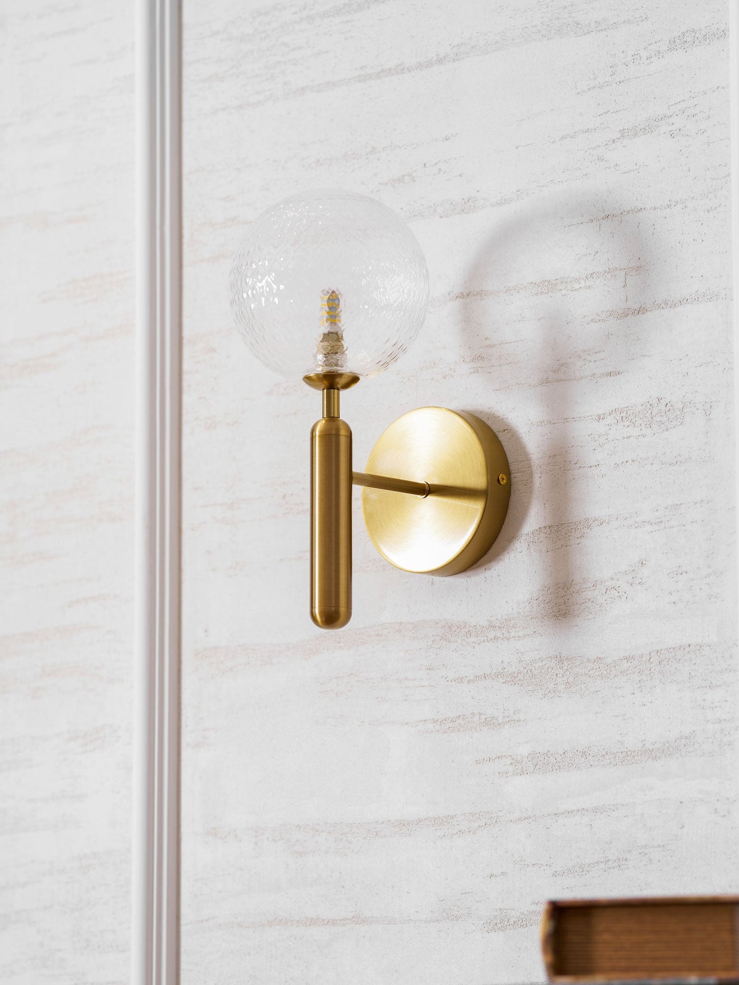 Scandiluxe Wall Light - Modern Design, Adjustable Brightness, Energy E