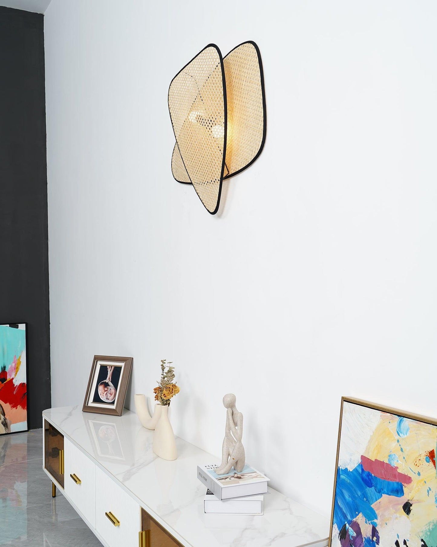 Screen Cannage Sconce - Elegant Wall Light with Adjustable Brightness