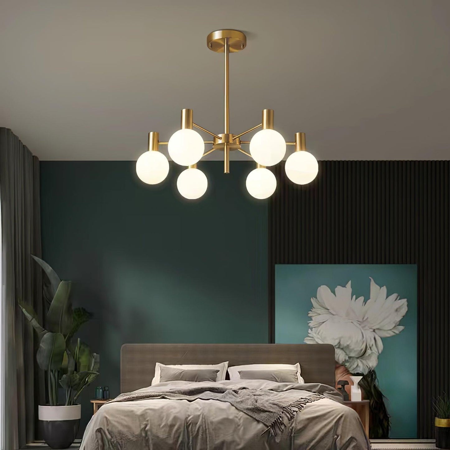 Selva Chandelier - Elegant Lighting Fixture with Adjustable Arms & Cry