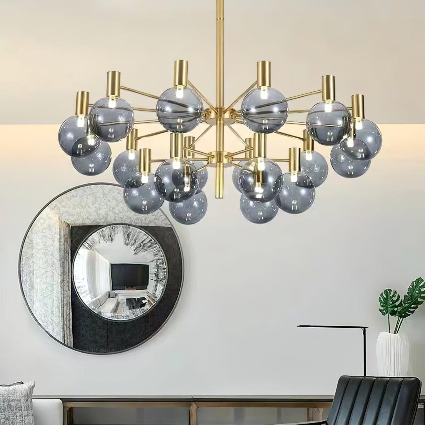 Selva Chandelier - Elegant Lighting Fixture with Adjustable Arms & Cry