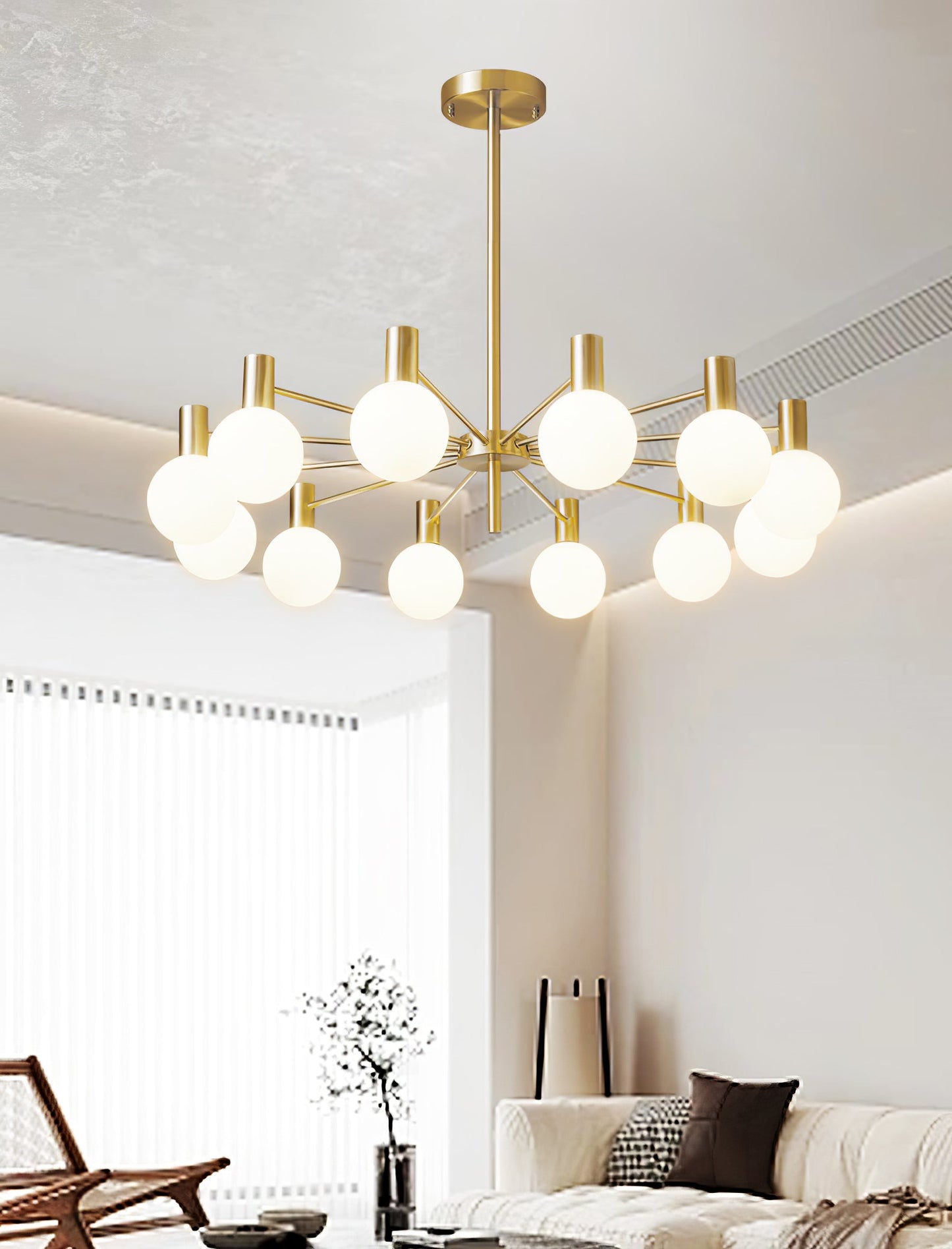 Selva Chandelier - Elegant Lighting Fixture with Adjustable Arms & Cry