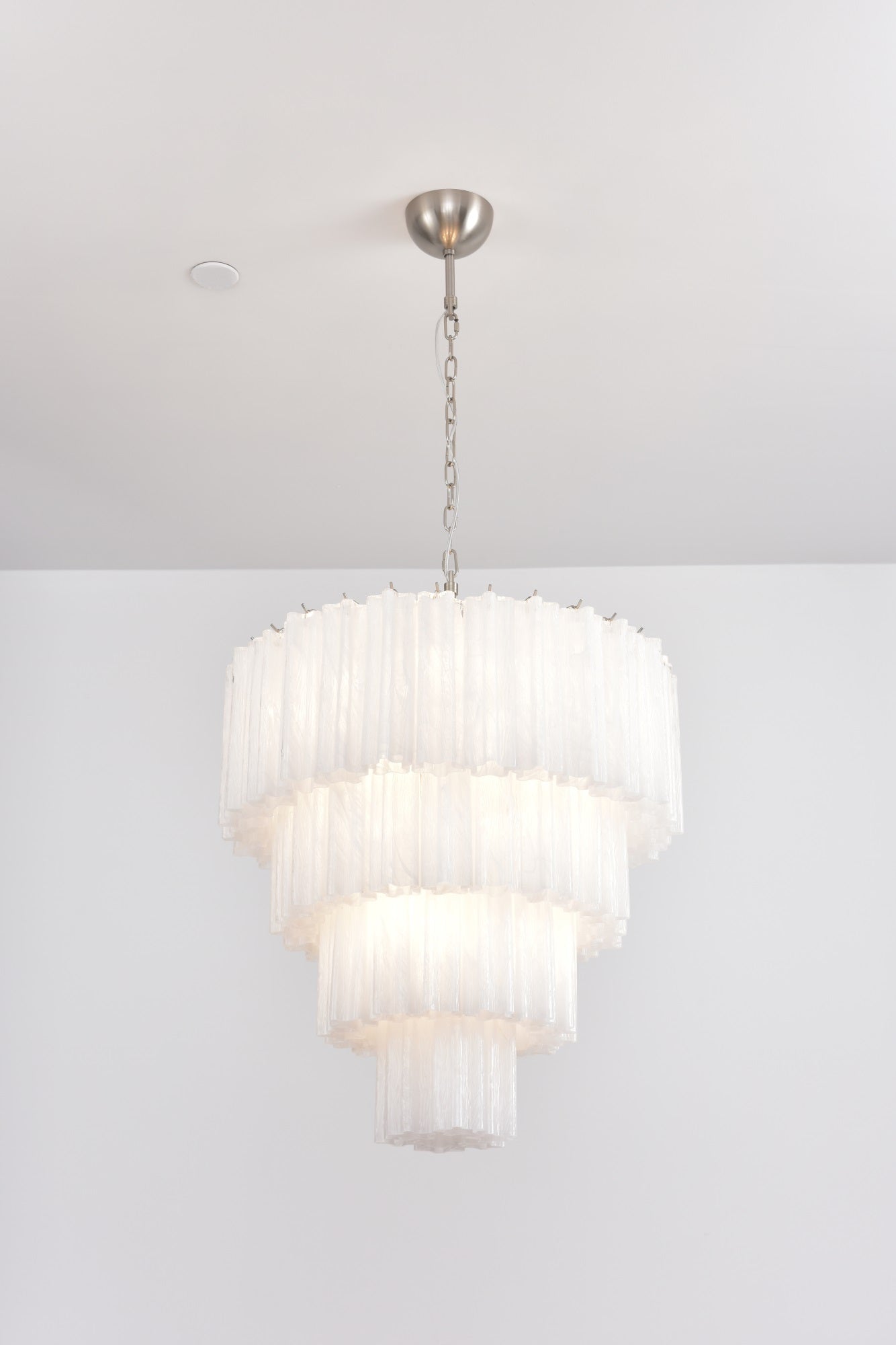Serava Cascade Glass Chandelier - Elegant Design, Adjustable Height