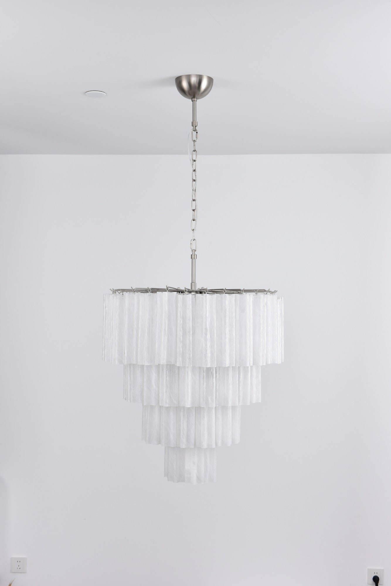 Serava Cascade Glass Chandelier - Elegant Design, Adjustable Height