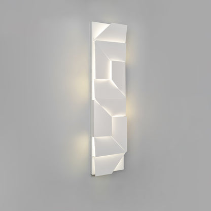 Shadows Grand Sconce - Elegant Wall Light with Adjustable Brightness