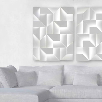 Shadows Grand Sconce - Elegant Wall Light with Adjustable Brightness