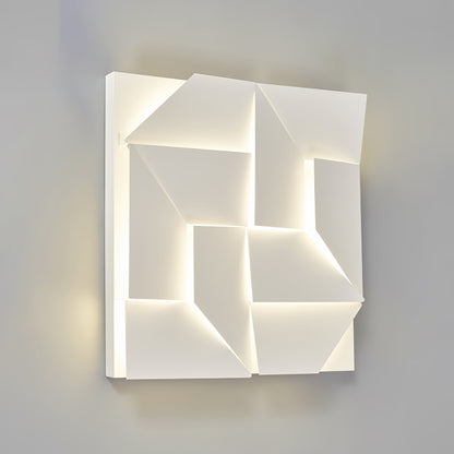 Shadows Grand Sconce - Elegant Wall Light with Adjustable Brightness
