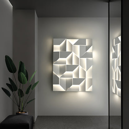 Shadows Grand Sconce - Elegant Wall Light with Adjustable Brightness