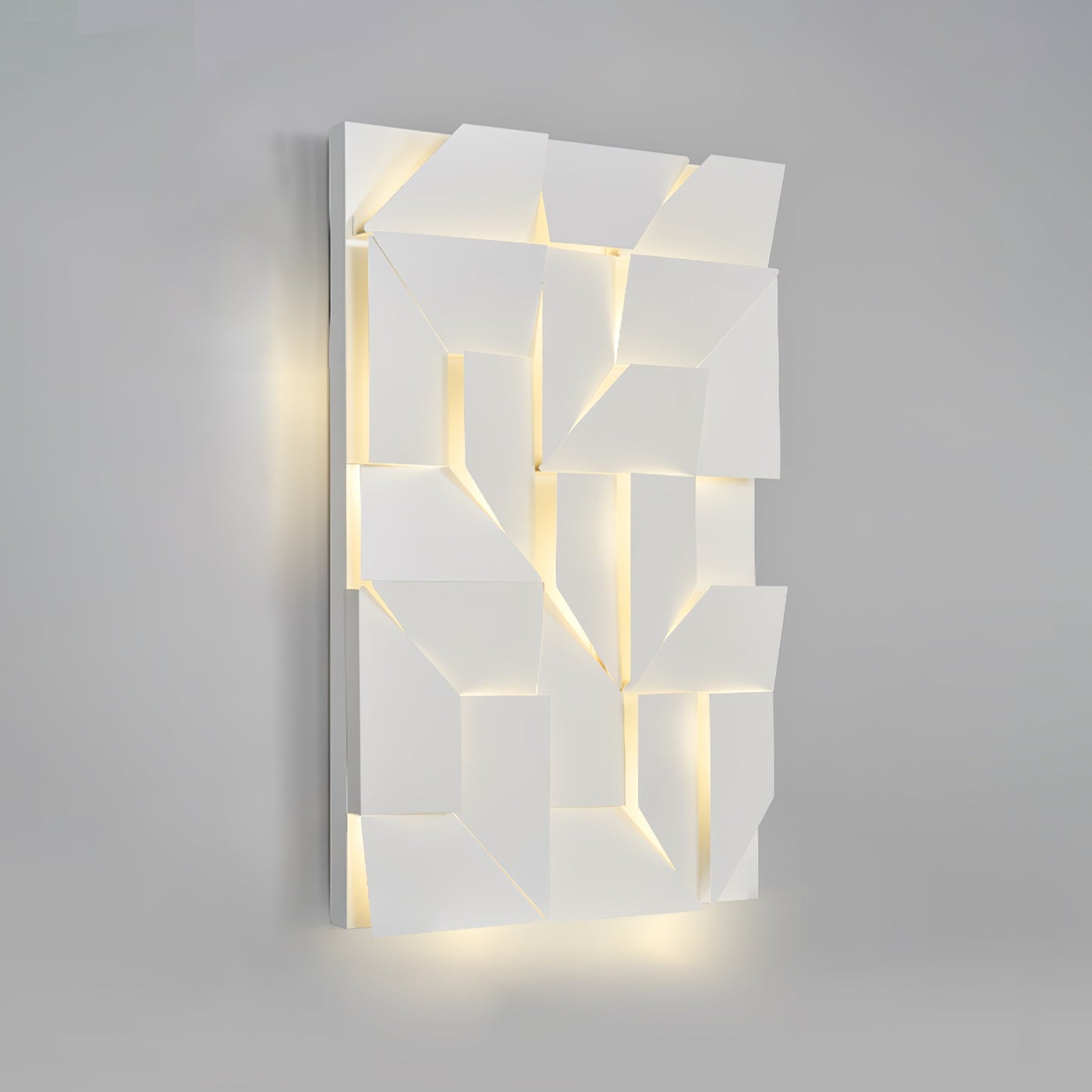 Shadows Grand Sconce - Elegant Wall Light with Adjustable Brightness