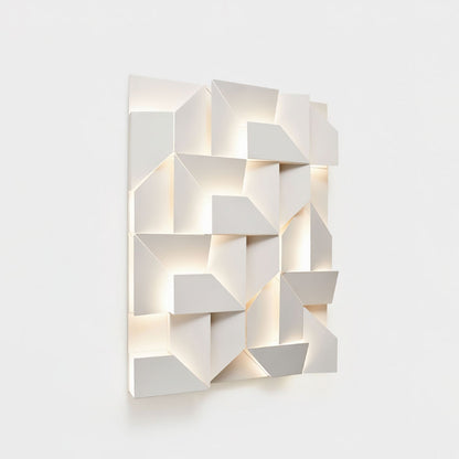 Shadows Grand Sconce - Elegant Wall Light with Adjustable Brightness