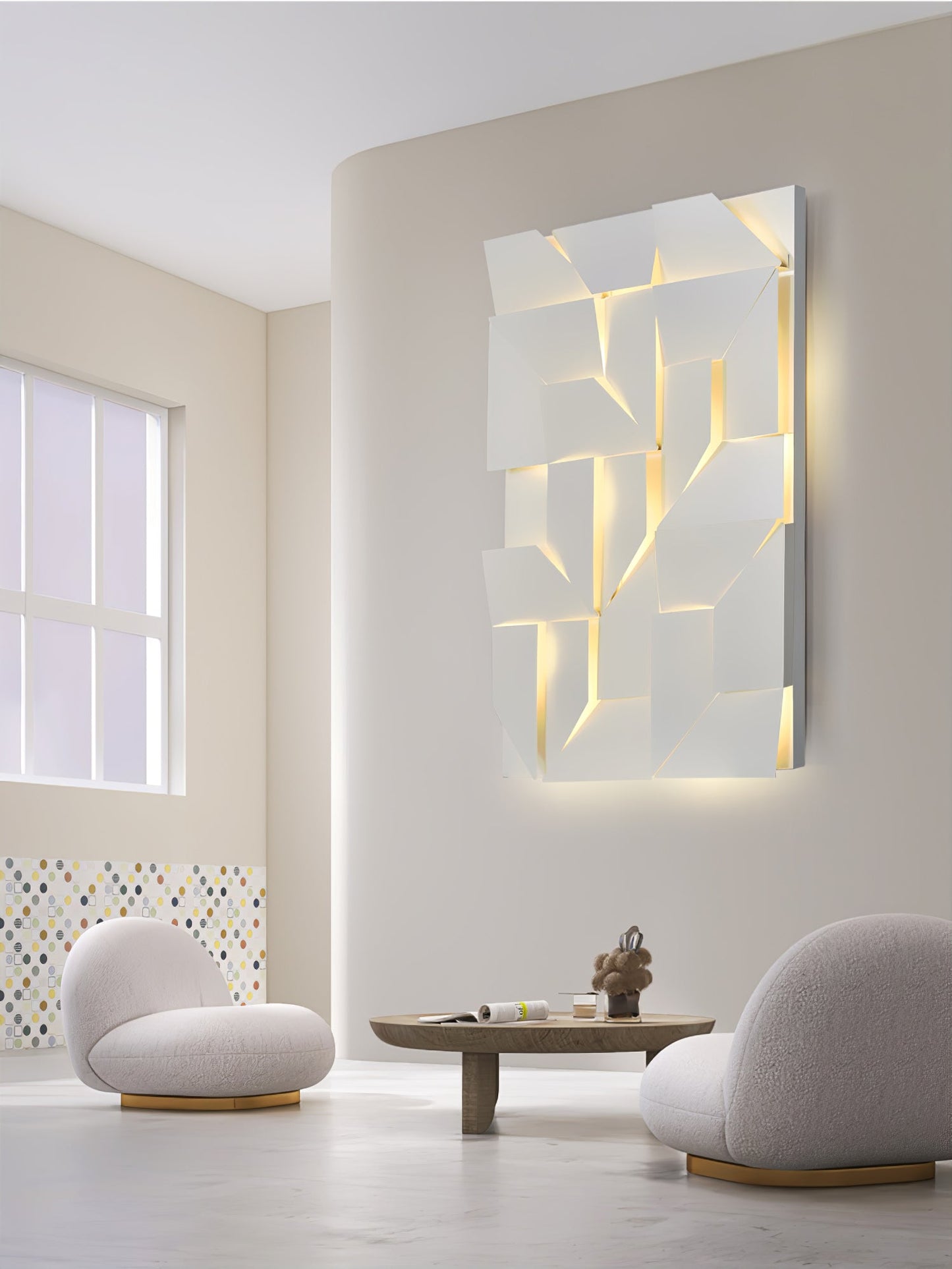Shadows Grand Sconce - Elegant Wall Light with Adjustable Brightness