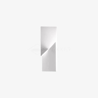 Shadows Grand Sconce - Elegant Wall Light with Adjustable Brightness