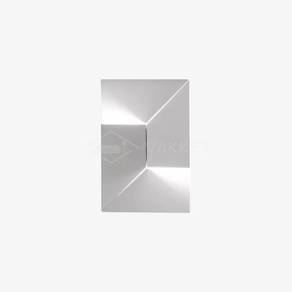 Shadows Grand Sconce - Elegant Wall Light with Adjustable Brightness