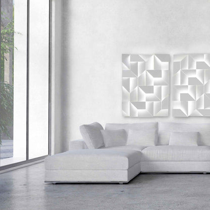 Shadows Grand Sconce - Elegant Wall Light with Adjustable Brightness