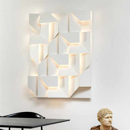 Shadows Grand Sconce - Elegant Wall Light with Adjustable Brightness