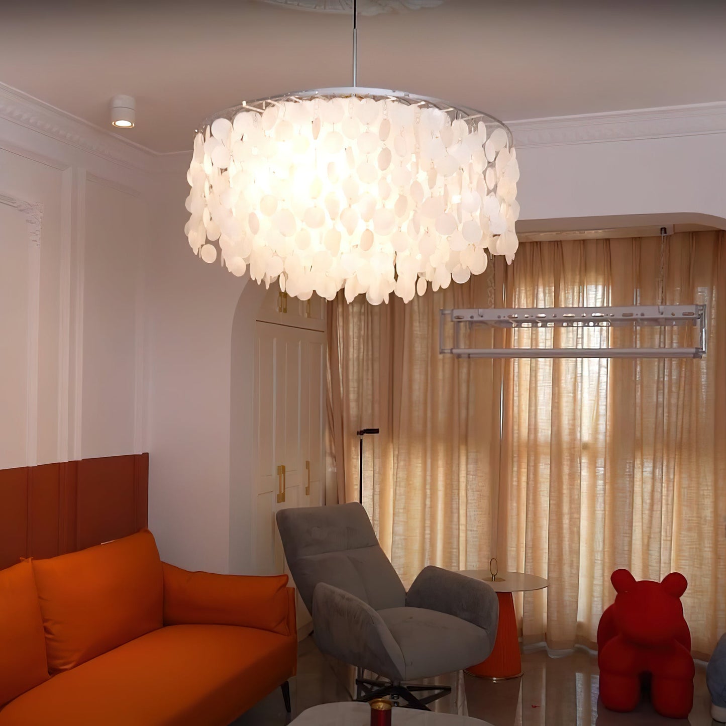 Elegant Round Shell Chandelier with Adjustable Height & Soft Lighting