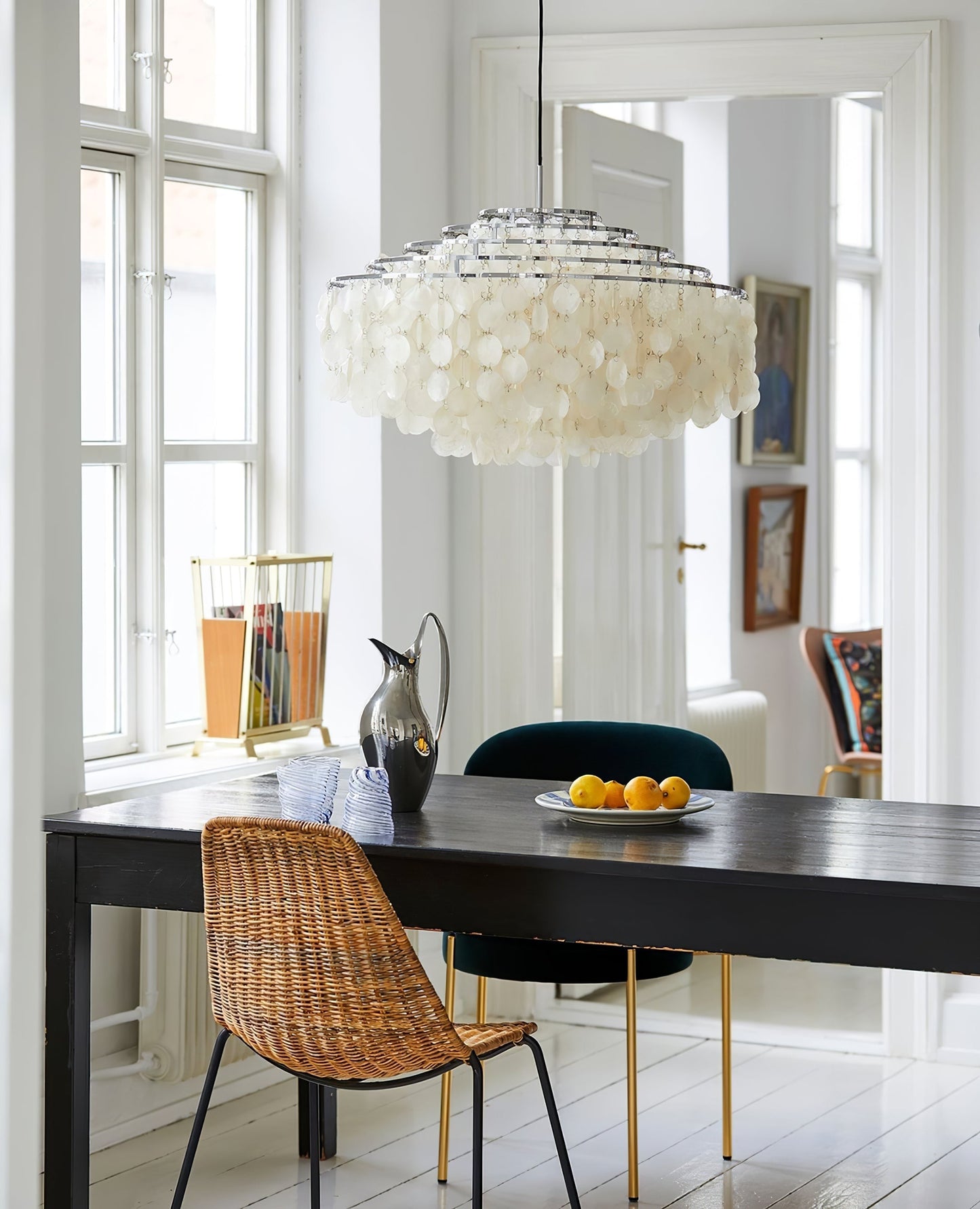 Elegant Round Shell Chandelier with Adjustable Height & Soft Lighting