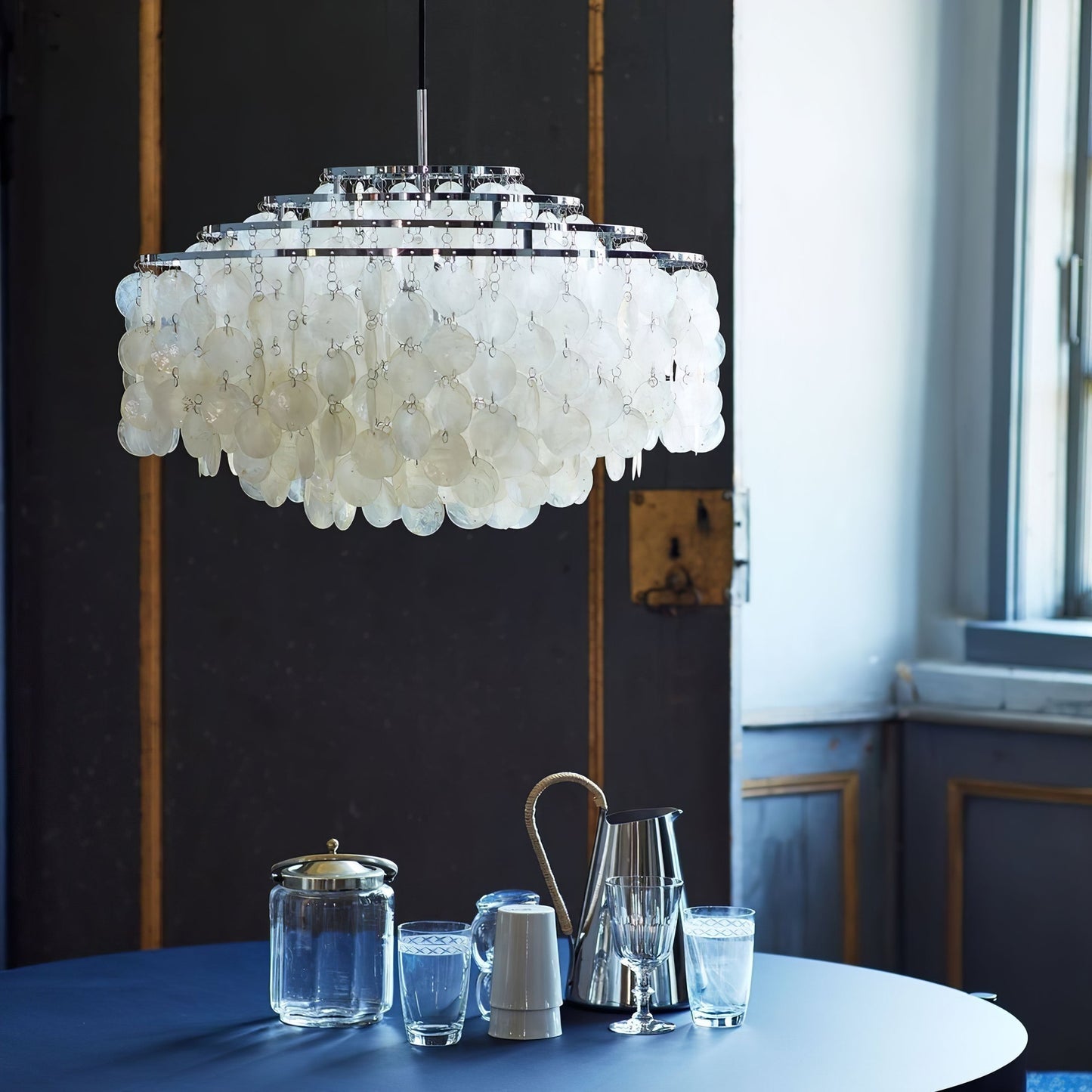Elegant Round Shell Chandelier with Adjustable Height & Soft Lighting