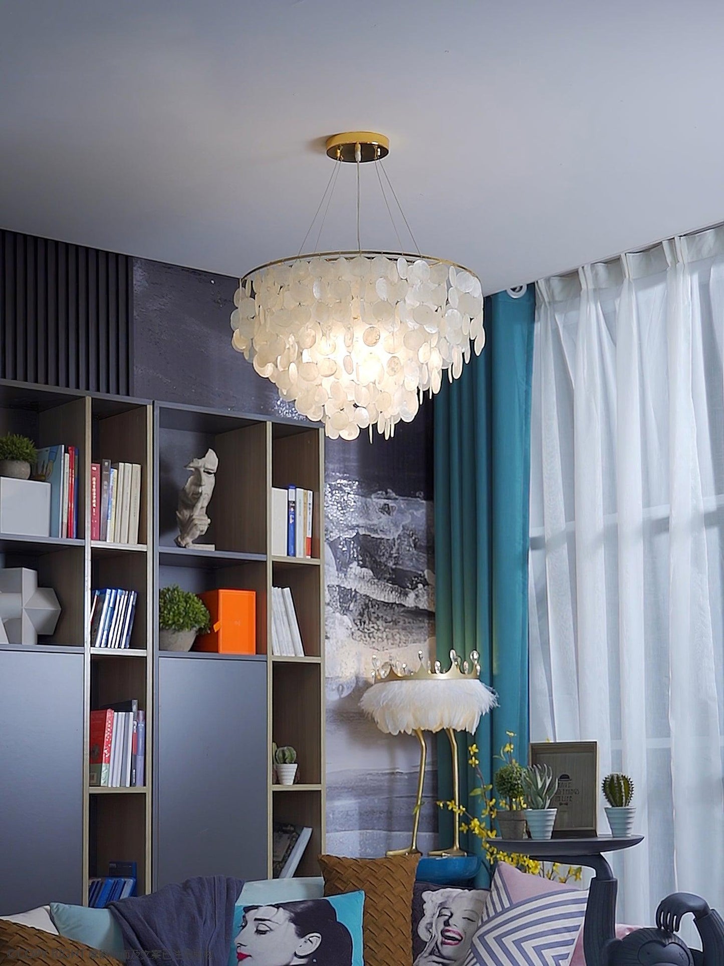 Elegant Shell Wind Chime Chandelier - Soothing Sounds & Coastal Decor