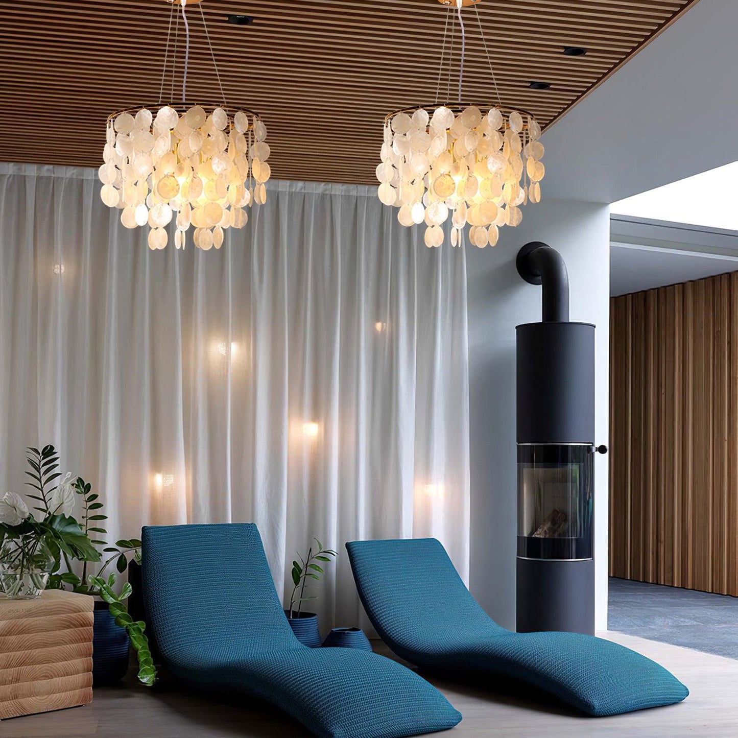 Elegant Shell Wind Chime Chandelier - Soothing Sounds & Coastal Decor