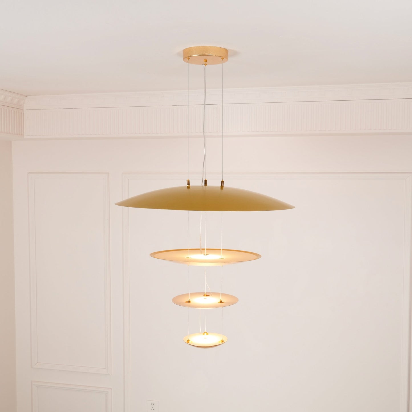 Industrial Machine Chandelier - Adjustable Height, Energy-Efficient LE
