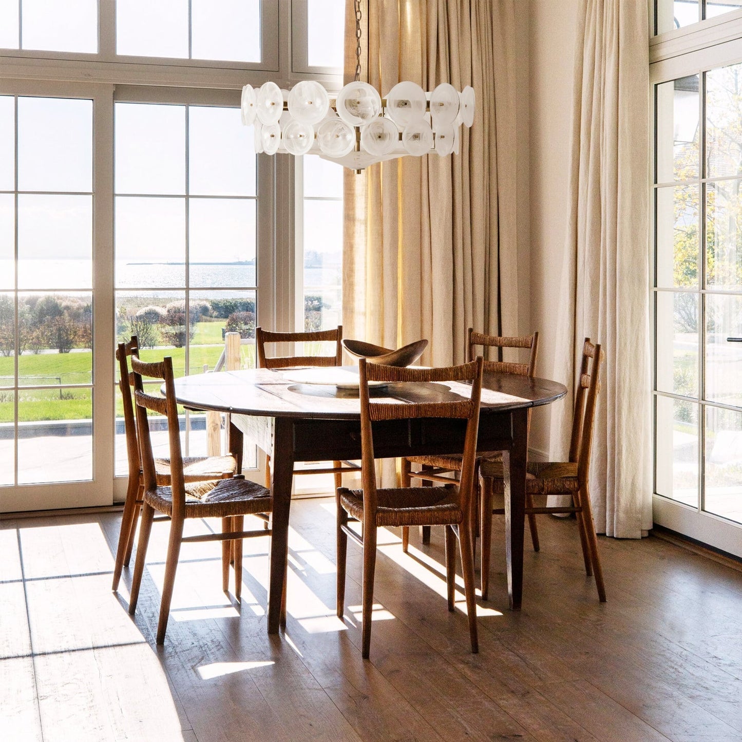 Solaris Disc Glass Chandelier - Modern Design, Adjustable Height, LED