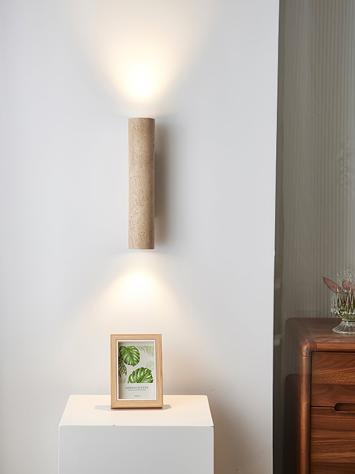 Solis Column Wall Lamp - Modern Design, Adjustable LED Brightness