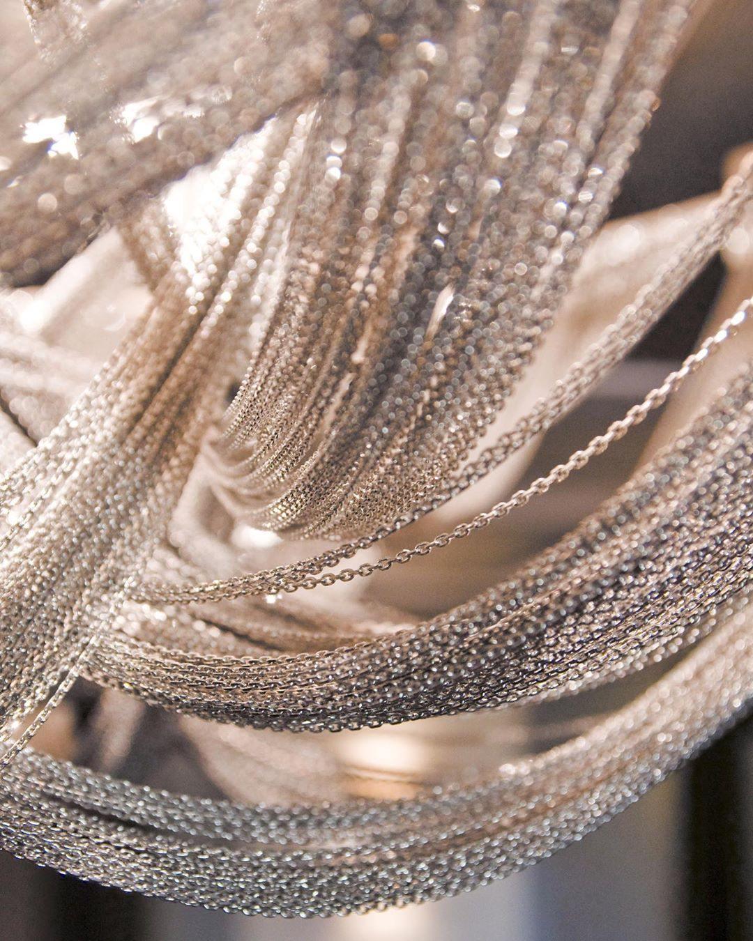 Tassel Aluminum Chain Chandelier - Adjustable Height, Modern Design