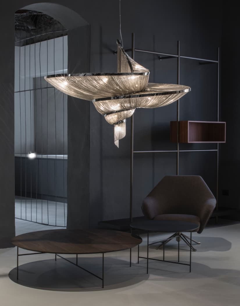Spiral Elegance Chain Chandelier - Modern Design with Dimmable LEDs