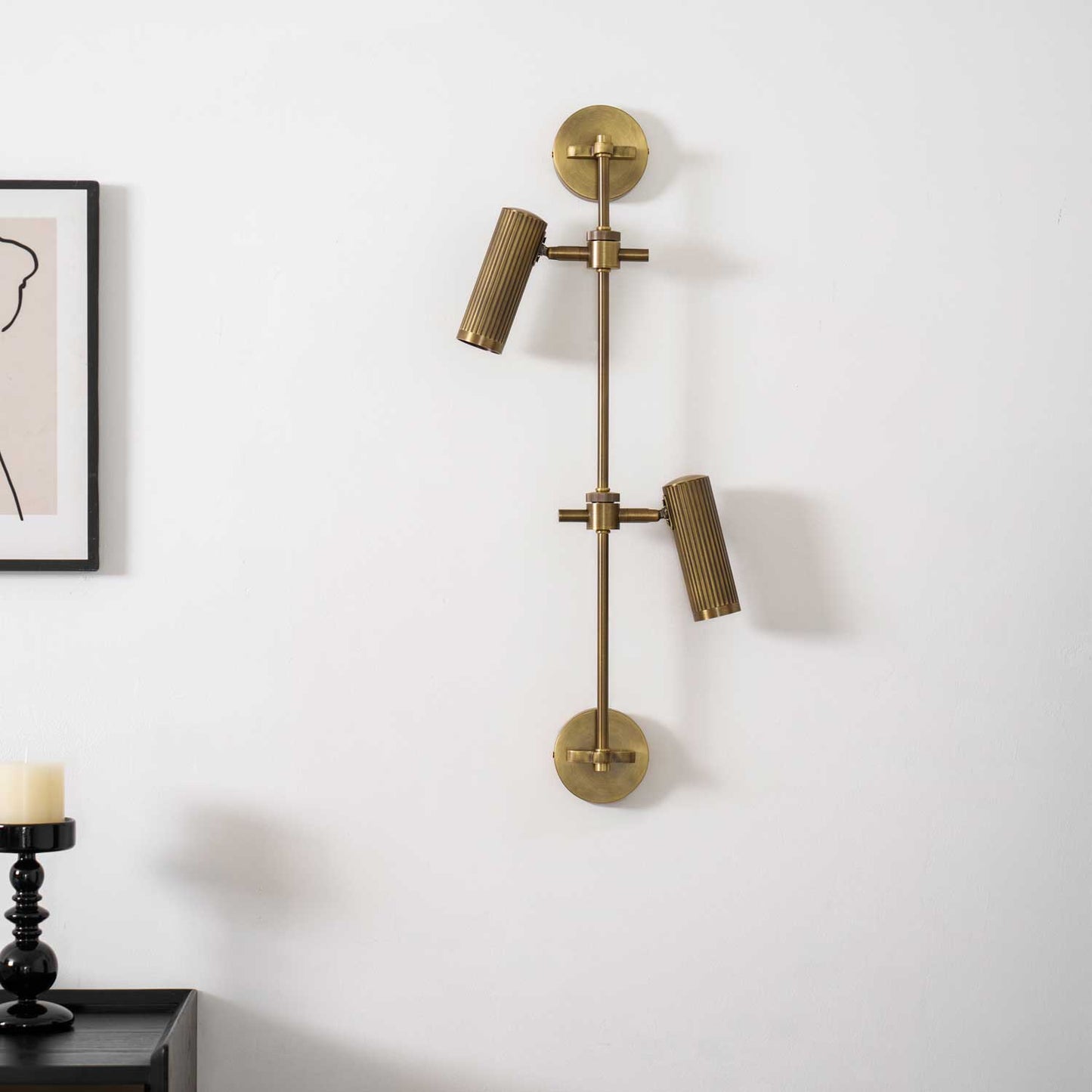 Adjustable Spot Rail Wall Light with LED Bulbs and Rotatable Head