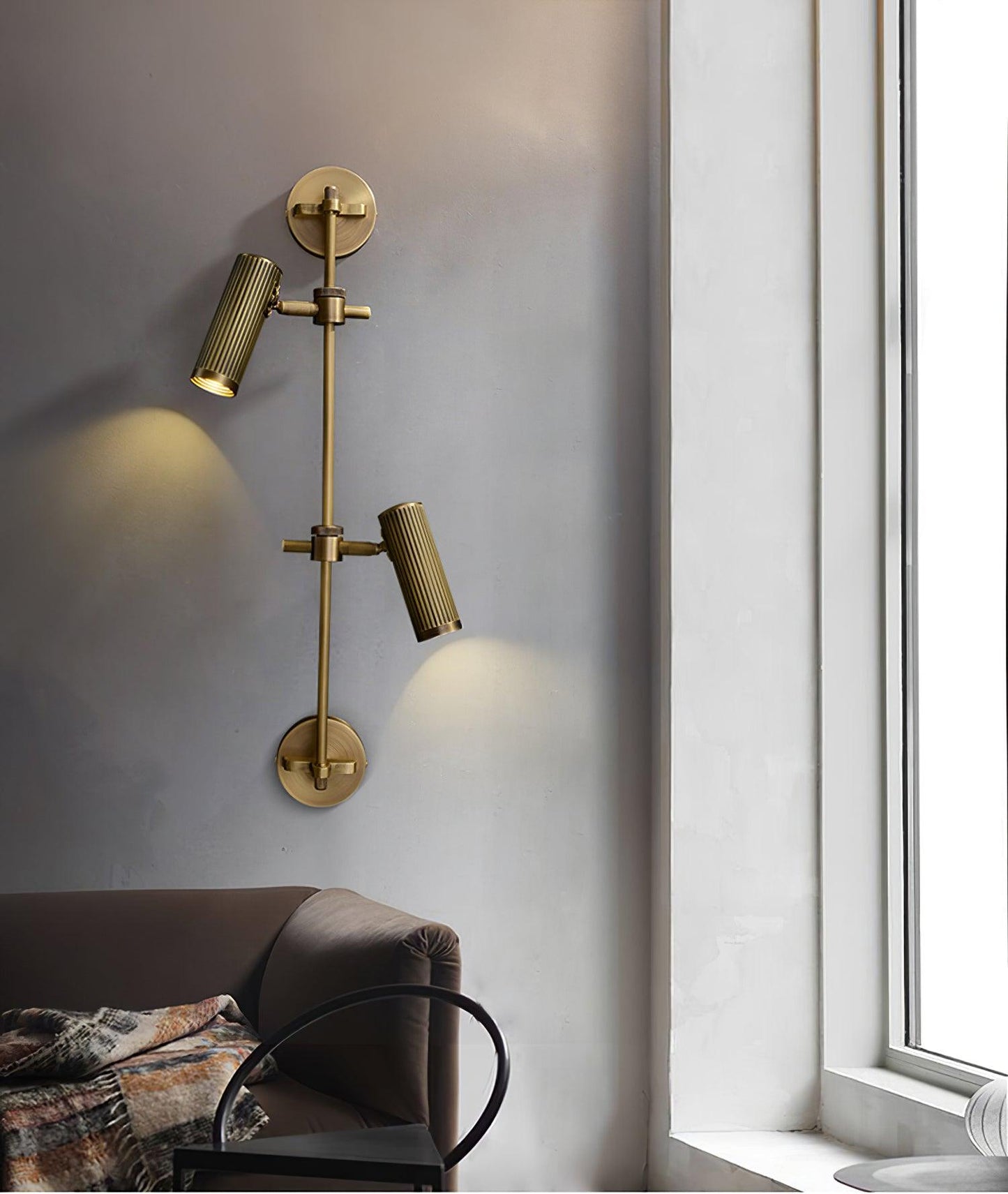 Adjustable Spot Rail Wall Light with LED Bulbs and Rotatable Head