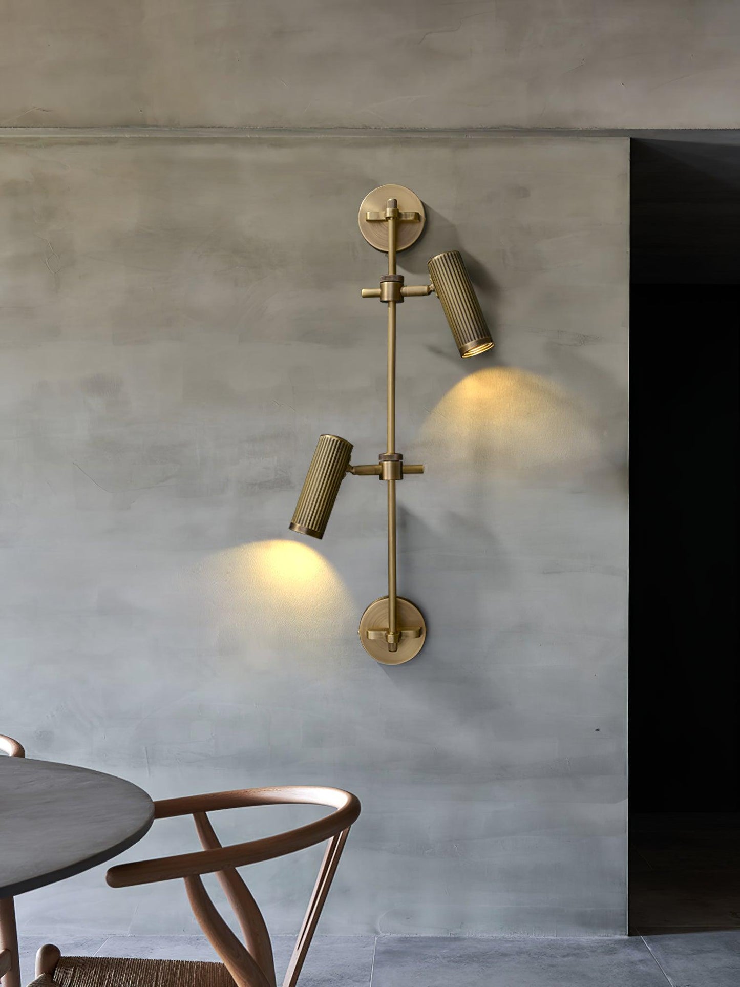Adjustable Spot Rail Wall Light with LED Bulbs and Rotatable Head