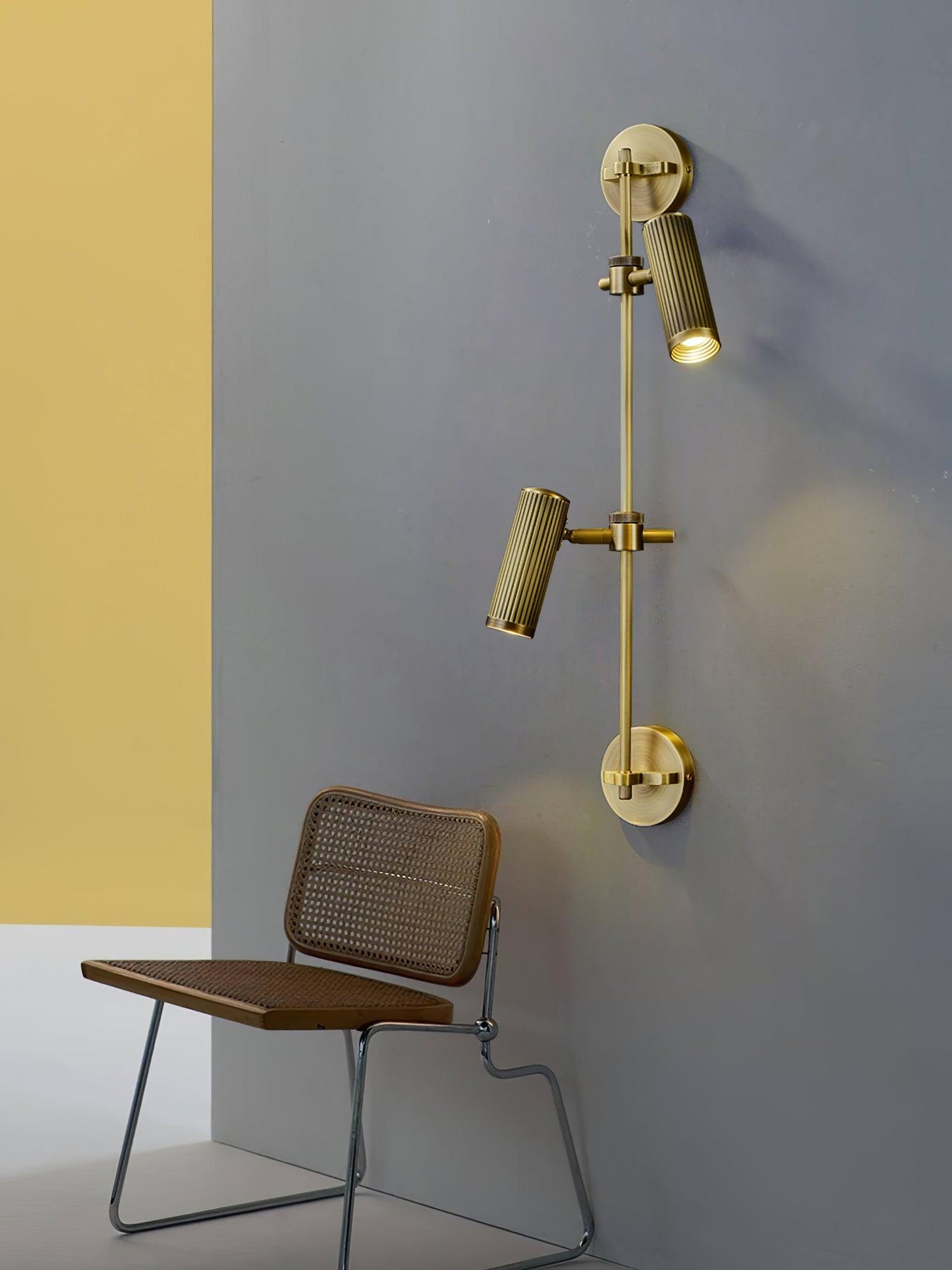 Adjustable Spot Rail Wall Light with LED Bulbs and Rotatable Head