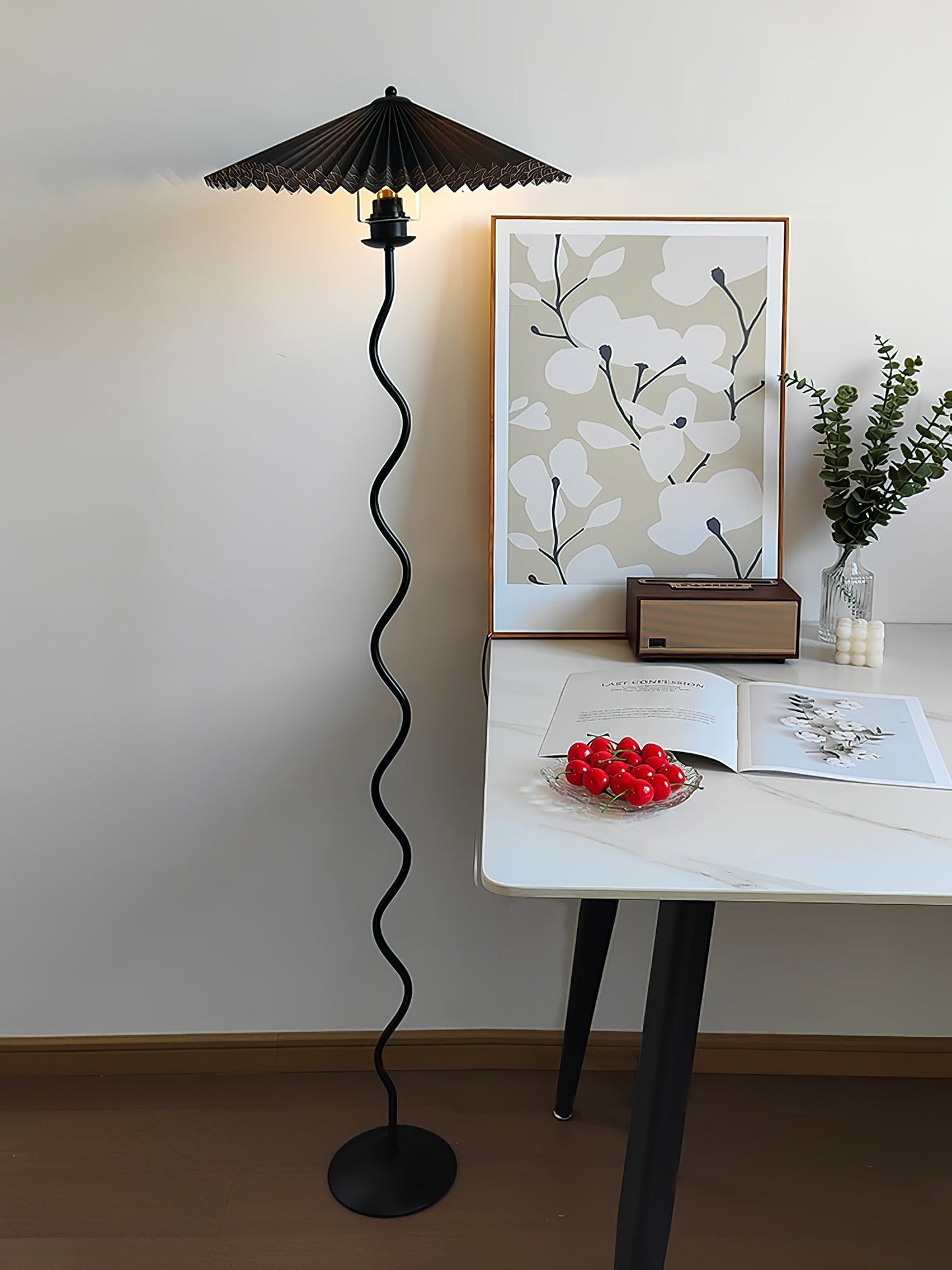 Modern Squiggle Floor Lamp with Adjustable Brightness and Energy-Effic