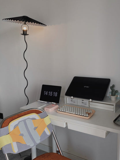 Modern Squiggle Floor Lamp with Adjustable Brightness and Energy-Effic