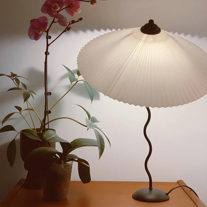 Modern Squiggle Table Lamp with Adjustable Brightness and USB Charging