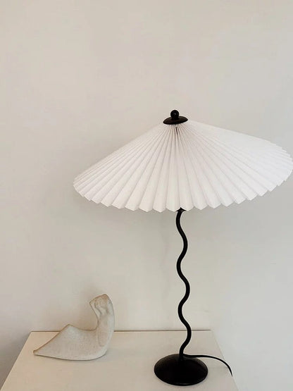 Modern Squiggle Table Lamp with Adjustable Brightness and USB Charging