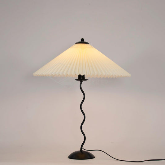 Modern Squiggle Table Lamp with Adjustable Brightness and USB Charging