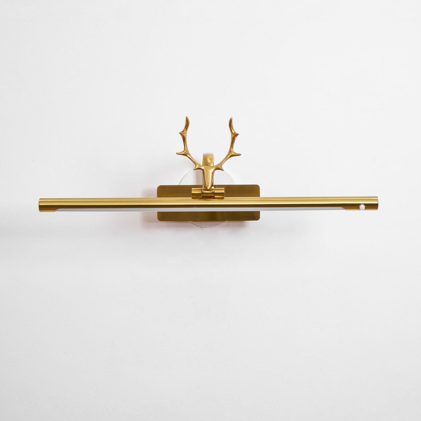 Stag Horn Wall Light - Elegant Design, Adjustable Brightness, Energy E