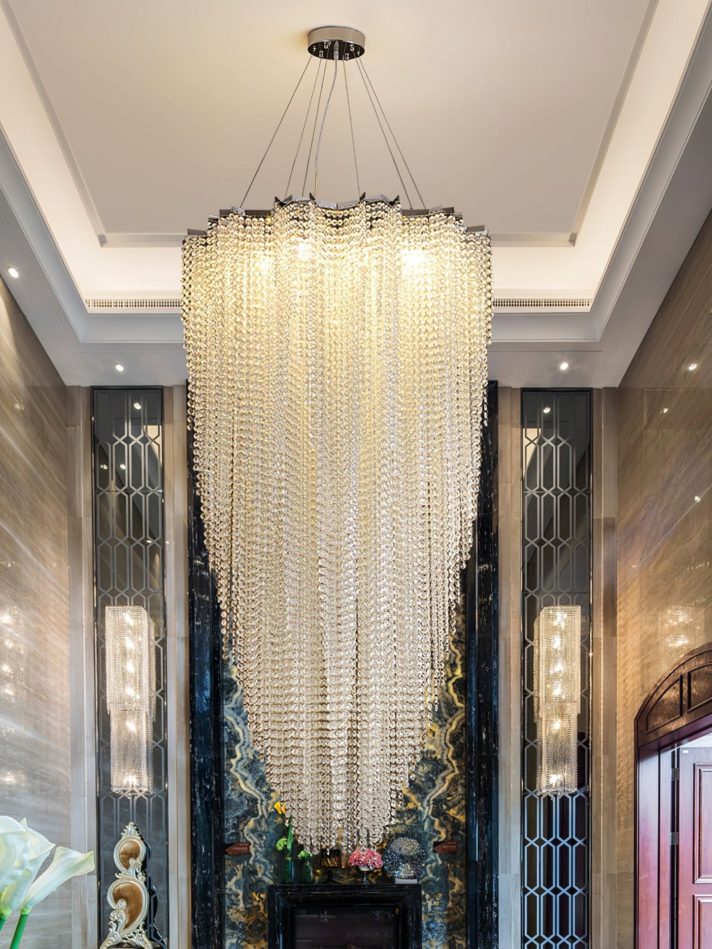 Elegant Crystal Chandelier - Dazzling Light Fixture with Adjustable He