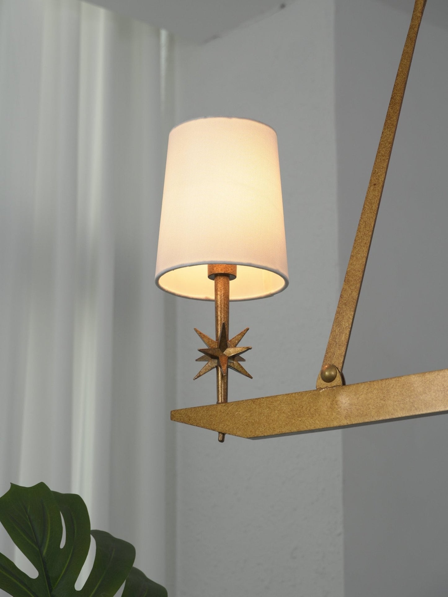Stellar Frame Linear Chandelier - Adjustable Height, Modern Design