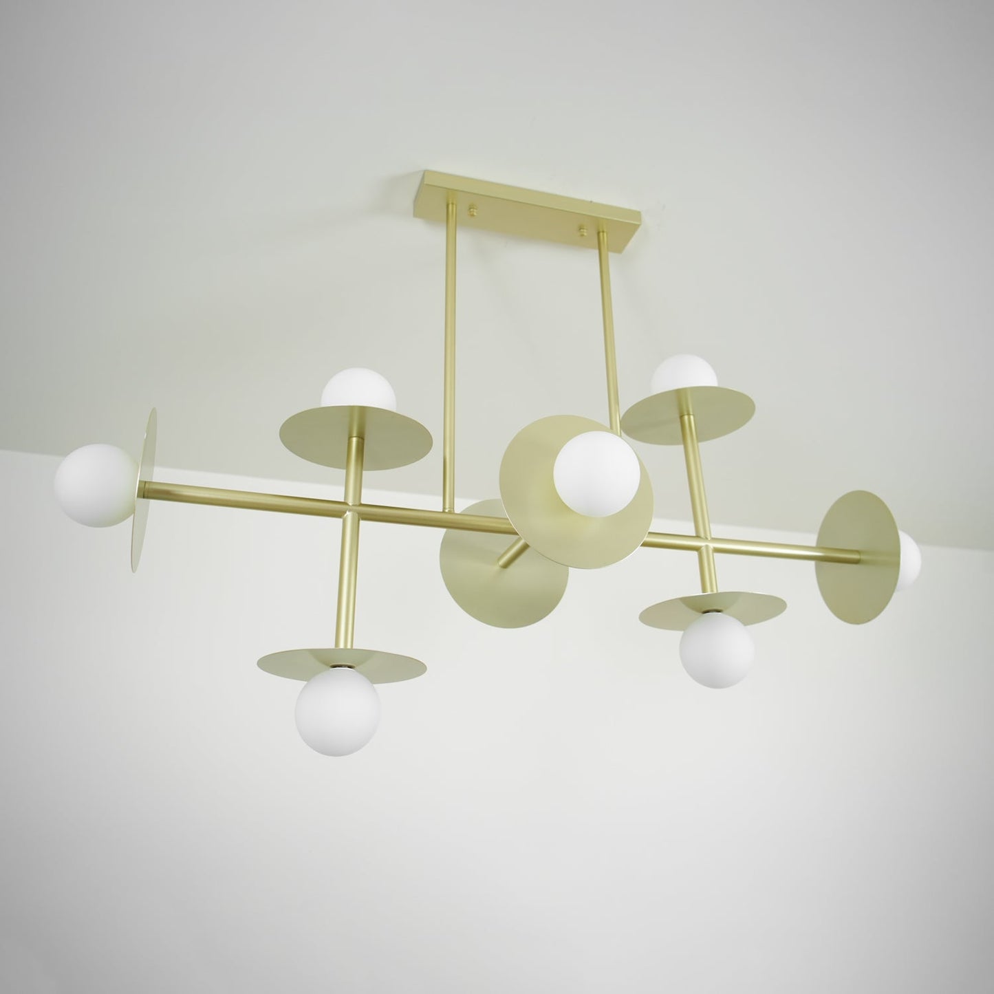 Strada Chandelier - Elegant Lighting Fixture with Adjustable Height &