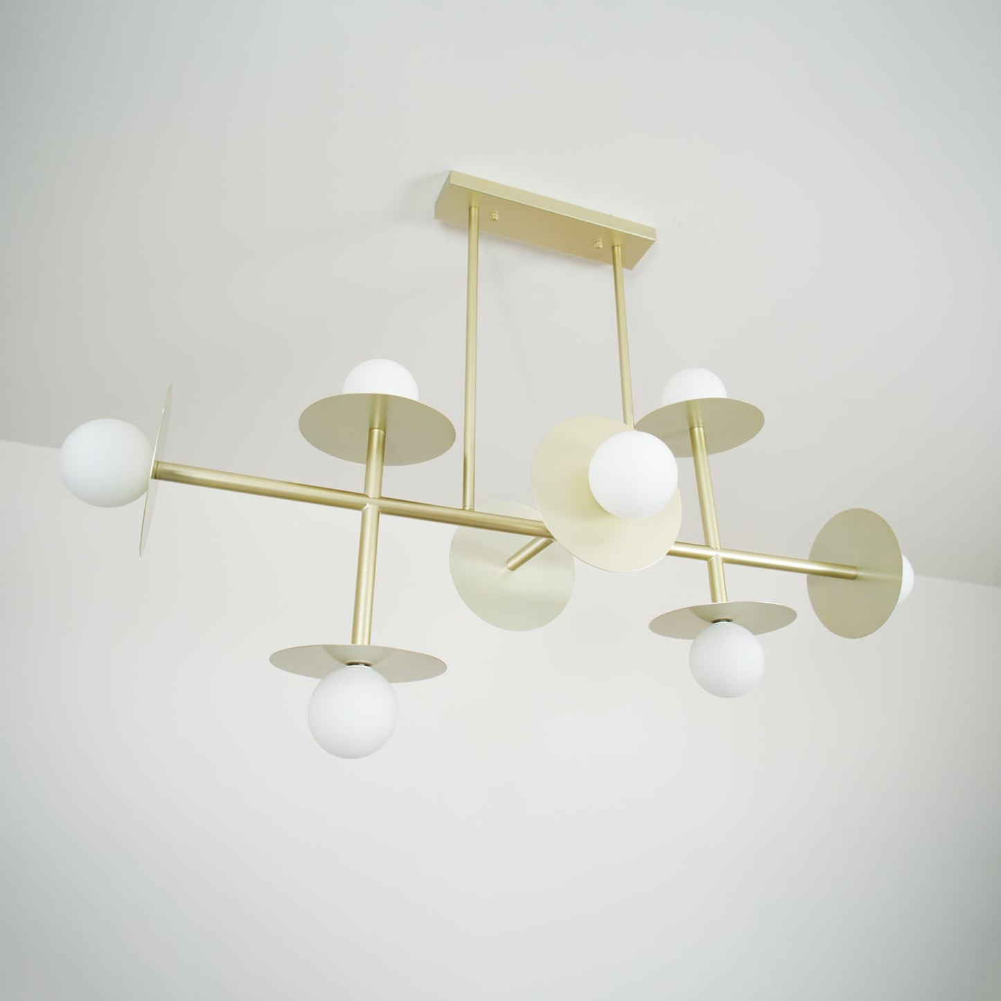 Strada Chandelier - Elegant Lighting Fixture with Adjustable Height &