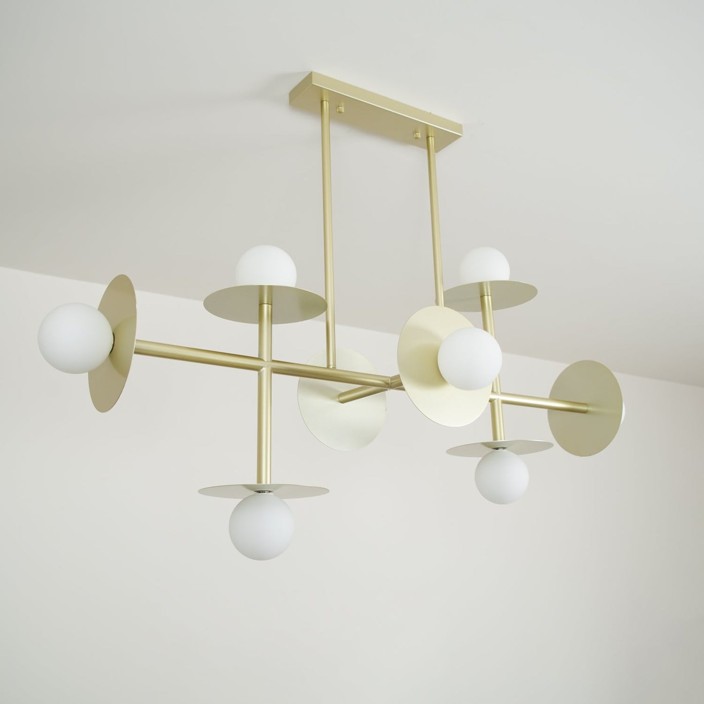 Strada Chandelier - Elegant Lighting Fixture with Adjustable Height &