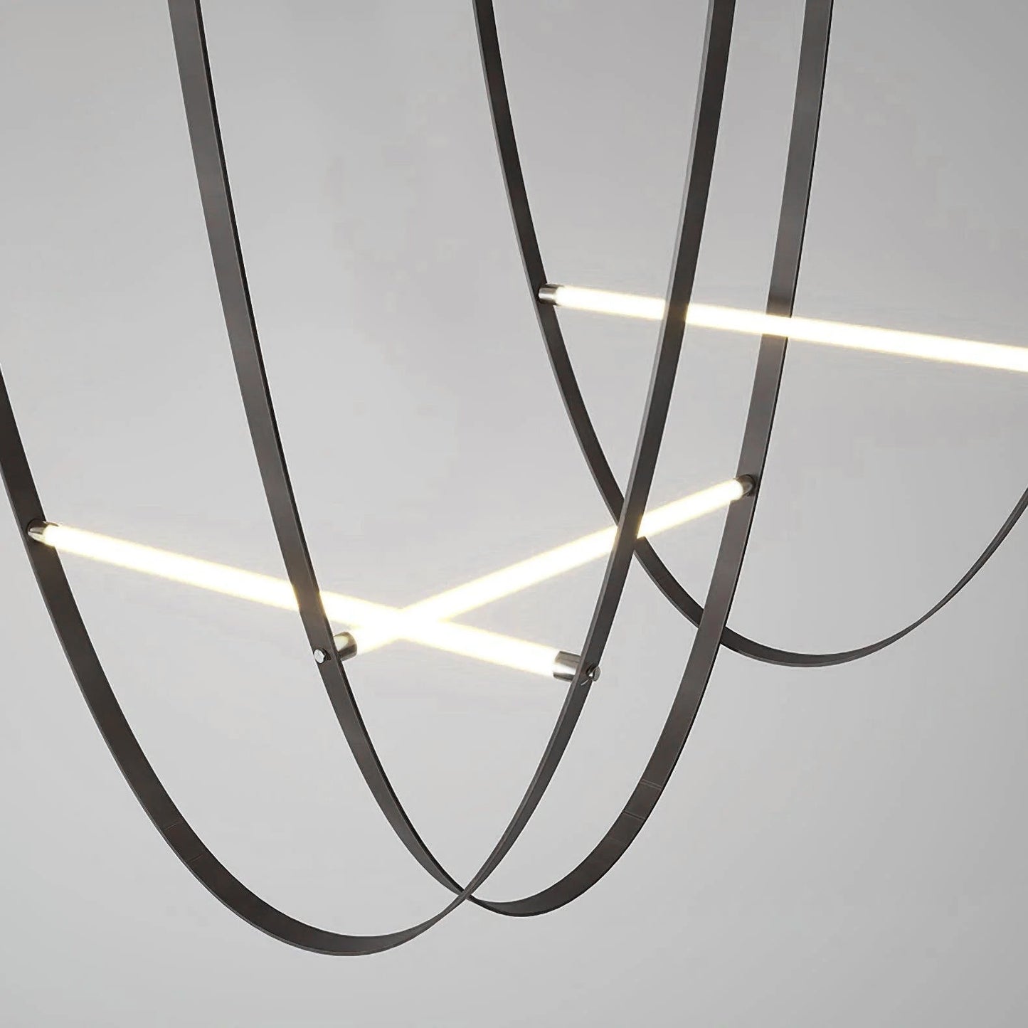Tracer Belt Pendant Lamp - Adjustable Height, Energy-Efficient LED