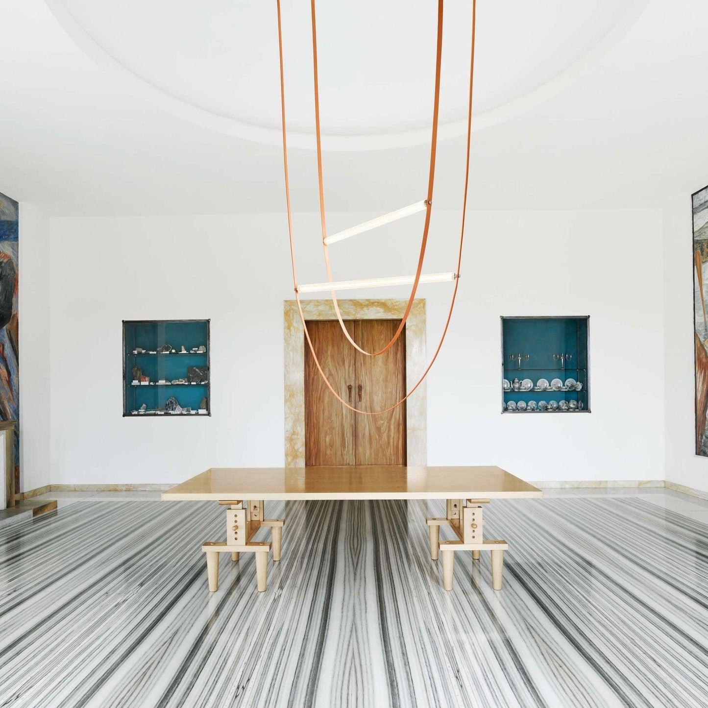 Tracer Belt Pendant Lamp - Adjustable Height, Energy-Efficient LED